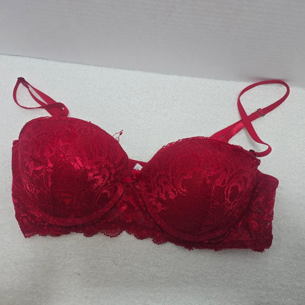 Women's Marilyn Monroe Red Lace Bra 36C